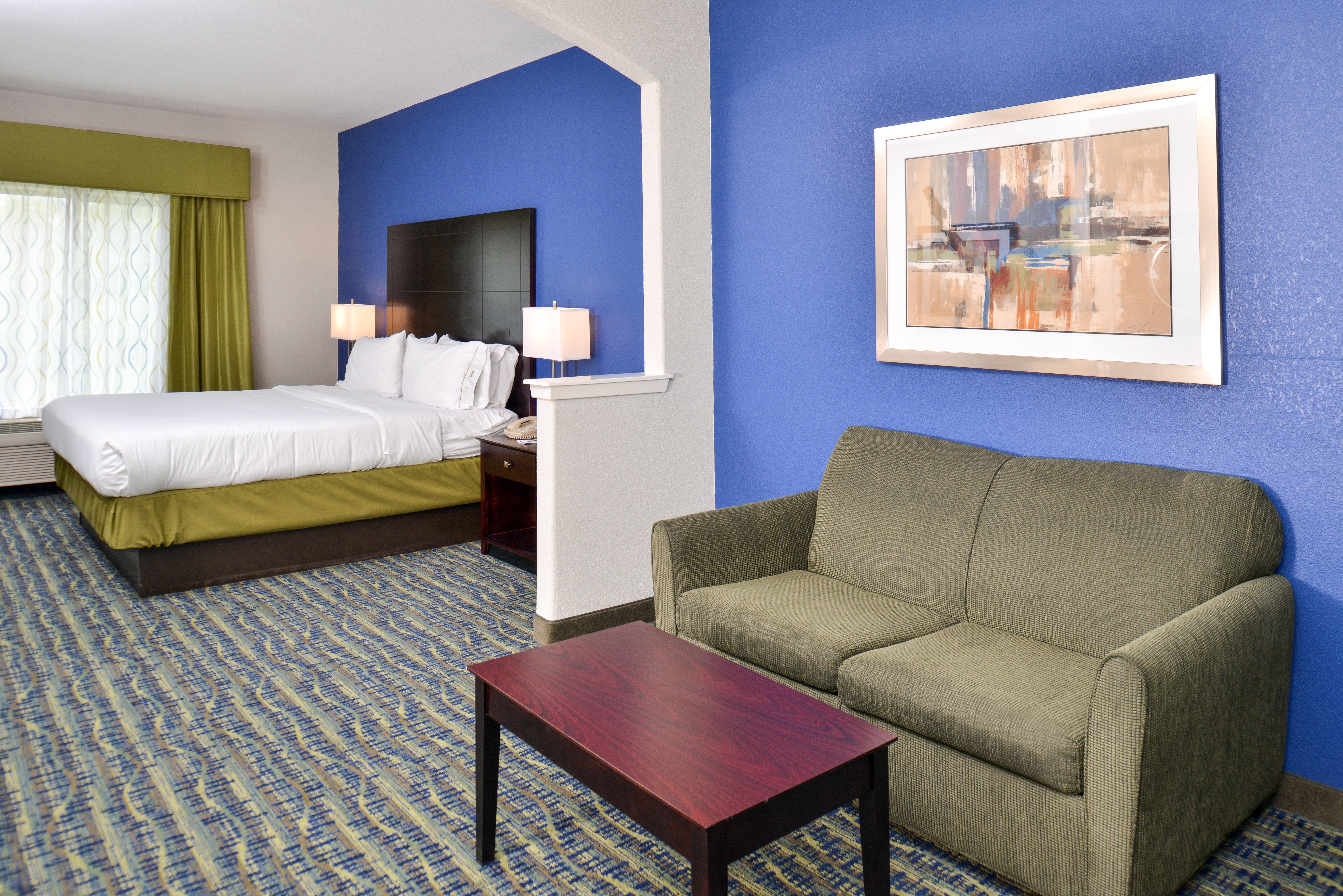 Holiday Inn Express & Suites San Antonio South Bagian luar foto