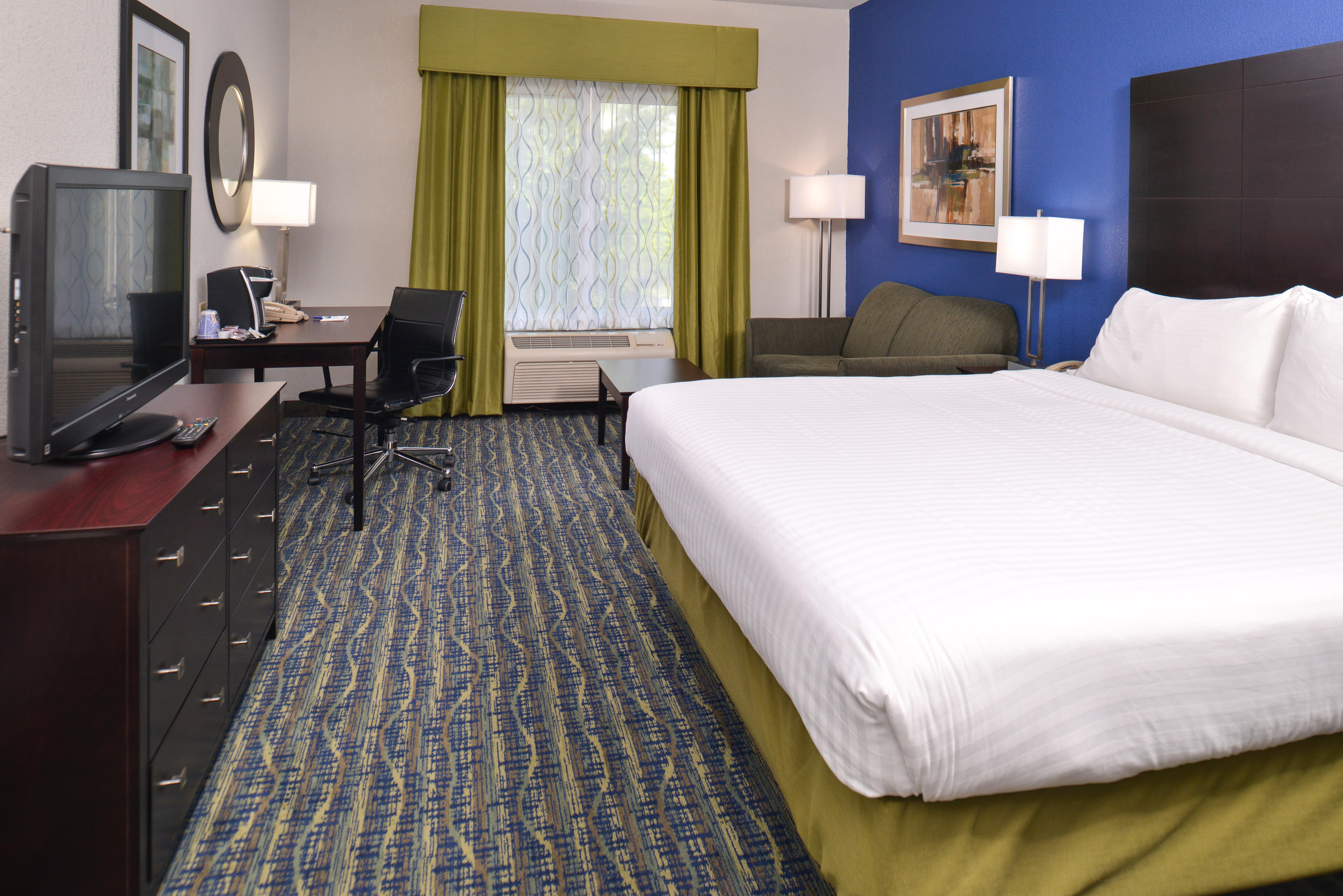 Holiday Inn Express & Suites San Antonio South Bagian luar foto