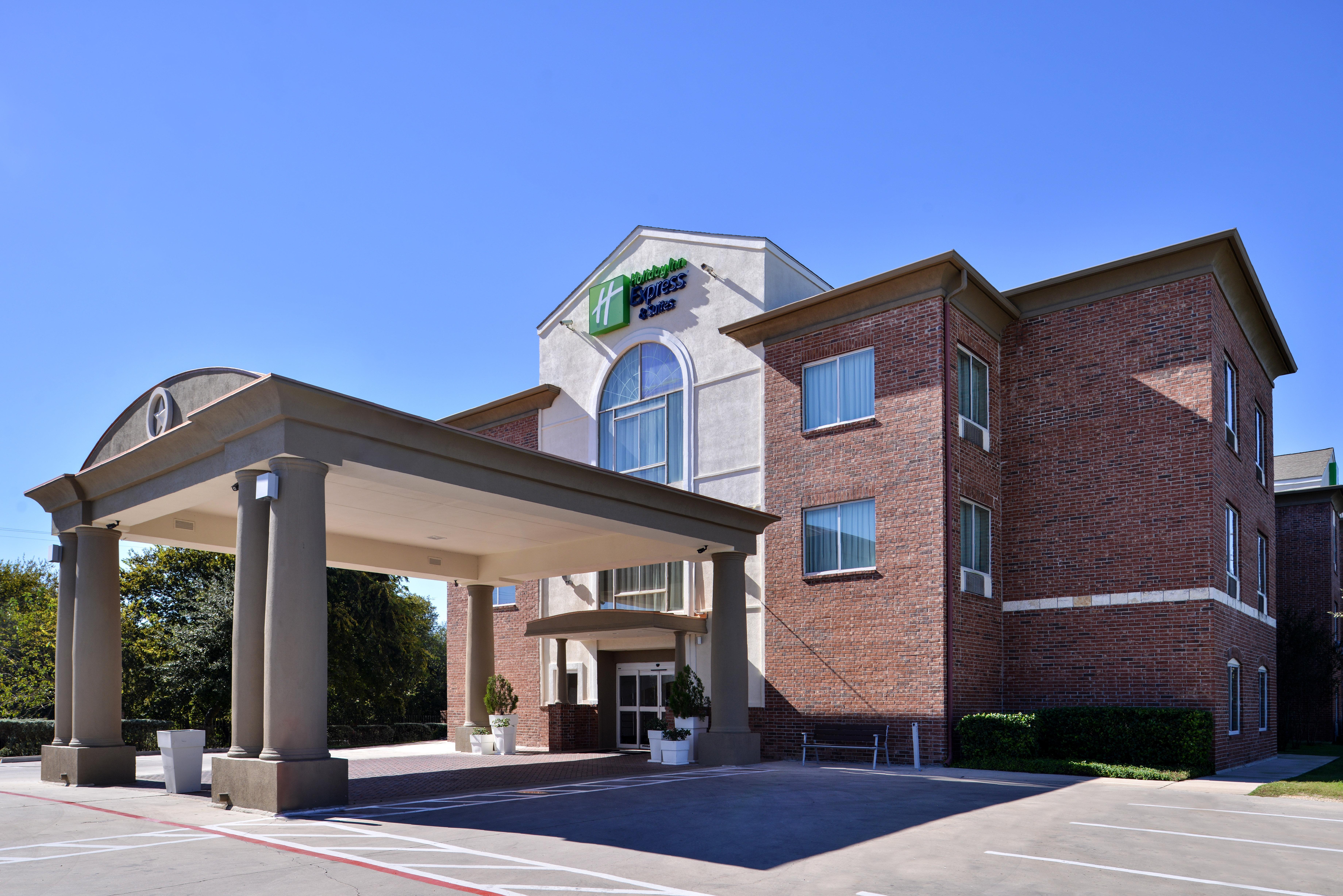 Holiday Inn Express & Suites San Antonio South Bagian luar foto